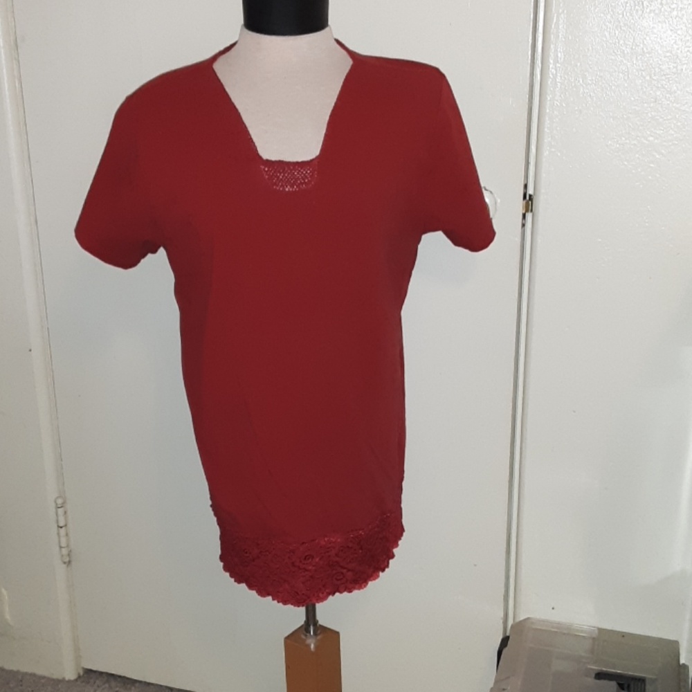 LIZ WEAR top